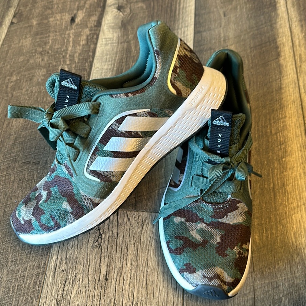 Adidas Edgelux Camo Sneakers Camo, Size 8
